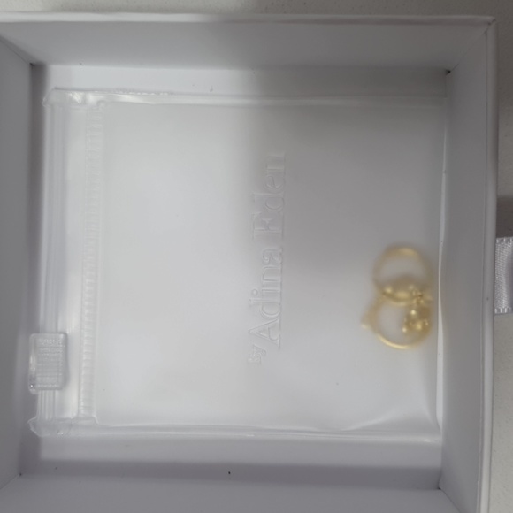 BNIB By Adina Eden 14k Tiny Double Pearl Chain Huggie Earring - Picture 6 of 8